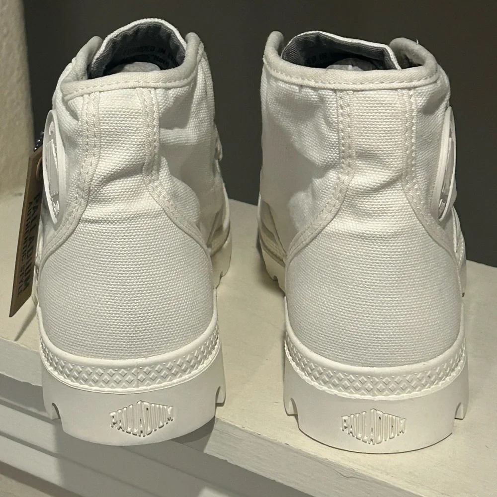 Palladium Pampa Hi Women Boots Canvas Star White 92352116M Sz 6.5 FAST SHIPPING - Picture 7 of 10
